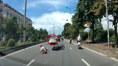 Clip អ្នកបើកបរ​រថយន្ត​សង្ស័យ​វាយ​អ្នក​បើក​ម៉ូតូ​នៅ​ហាណូយ