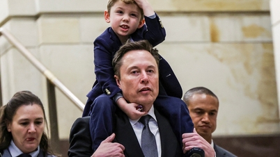 Der Milliardär Elon Musk ist der erste Mensch mit einem Vermögen von 400 Milliarden USD