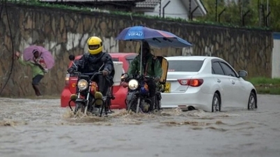Floods continue in Somalia and Kenya, death toll continues to rise