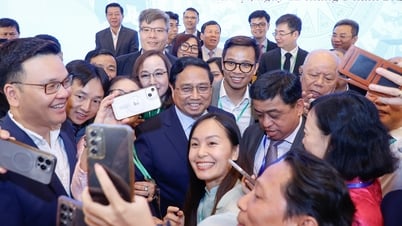 នាយករដ្ឋមន្ត្រី Pham Minh Chinh ចែករំលែកសារ៣ ទិសដៅ៣ ផ្ដោតសំខាន់៣ជាមួយជនវៀតណាមនៅក្រៅប្រទេស