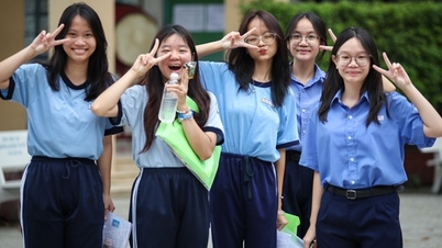 At 2:00 p.m. tomorrow, July 3, the Ho Chi Minh City Department of Education and Training will announce the 10th grade benchmark scores.