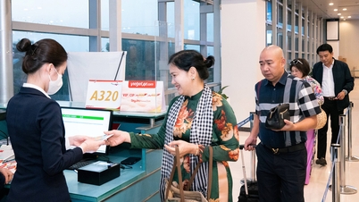 Vietjet offers Sky Care insurance to all passengers
