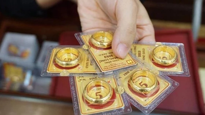 Giá vàng ngày 12/12: Tiếp tục tăng mạnh