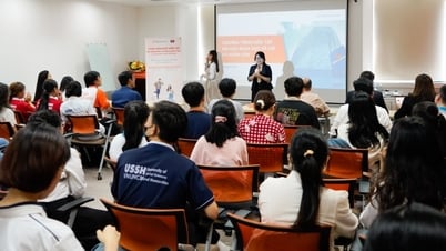Hanwha Life Vietnam បង្កើនចំណេះដឹងផ្នែកហិរញ្ញវត្ថុយ៉ាងសកម្មសម្រាប់យុវជន