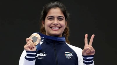 Beautiful Indian athlete "swimming in money" thanks to Olympics