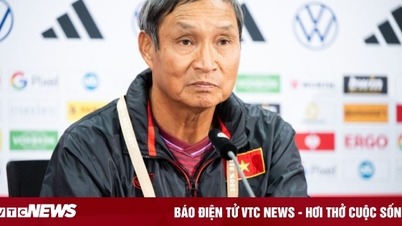 ក្រុម​វៀតណាម​ចាញ់​អាល្លឺម៉ង់​យ៉ាង​ចង្អៀត គ្រូបង្វឹក Mai Duc Chung នៅ​តែ​មាន​អារម្មណ៍​សោកស្ដាយ