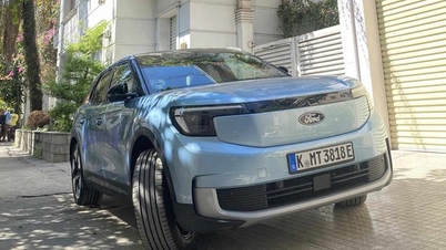 Electric Ford Explorer បង្ហាញខ្លួននៅប្រទេសវៀតណាម