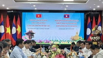 ជួយប្រទេសឡាវមានសមុទ្រ និងកំពង់ផែរបស់ខ្លួន តភ្ជាប់ផ្លូវដែក និងផ្លូវថ្នល់ដើម្បីធ្វើសមាហរណកម្មអន្តរជាតិ និងអភិវឌ្ឍសេដ្ឋកិច្ចឯករាជ្យ។