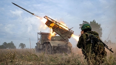 US ready to invite Ukraine to NATO if Ms. Harris wins; West 'hot' about Kiev's nuclear idea