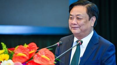 Minister Le Minh Hoan: Whoever tells the most emotional story through their product will win.