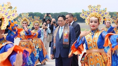 Thủ tướng Phạm Minh Chính đến Jakarta, bắt đầu các hoạt động tại Hội nghị cấp cao ASEAN-43