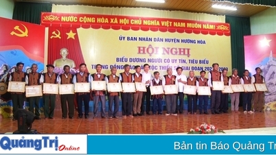 Biểu dương người có uy tín trong đồng bào dân tộc thiểu số