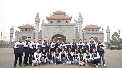 Lưu học sinh Lào: hiểu, yêu Việt Nam từ những chuyến đi trải nghiệm