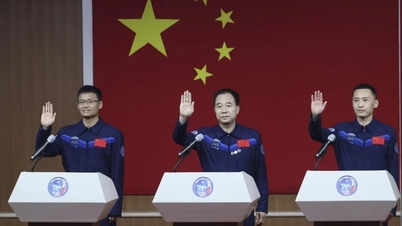 China: First civilian astronaut into space