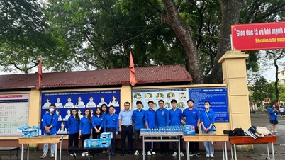 Thanh niên quận Hoàng Mai tiếp sức mùa thi năm 2024
