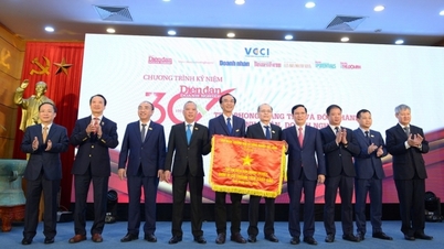 Diễn đàn doanh nghiệp - 30 năm tiên phong, sáng tạo và đồng hành cùng doanh nhân, doanh nghiệp