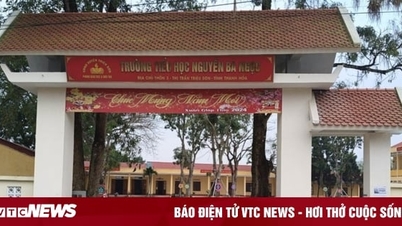 ការរួមបញ្ចូលគ្នានៃសាលាត្រូវបានបញ្ឈប់ បន្ទាប់ពីឪពុកម្តាយរាប់រយនាក់បានទាញកូនរបស់ពួកគេចេញពីសាលារៀន