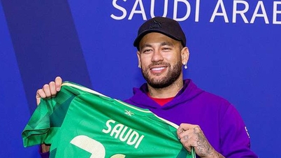 Ronaldo suy ngẫm sâu xa về 1.000 bàn thắng, Neymar không ân hận vì một điều đặc biệt