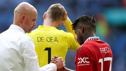 Fred tìm HLV Erik ten Hag để nói chuyện tương lai tại M.U