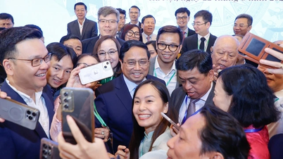 ស្តាប់​ហើយ​យល់​ពី​គំនិត​និង​ក្តី​ប្រាថ្នា​របស់​ជន​ជាតិ​វៀតណាម​នៅ​បរទេស។