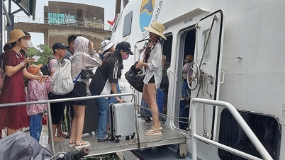 Du khách kẹt trên các đảo ở Kiên Giang do ngưng tàu cao tốc