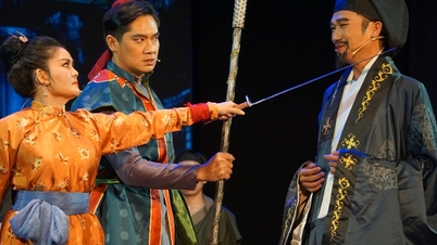 Kịch "chêm" bài ca, không phải là nhạc kịch!