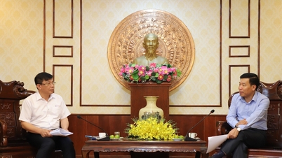 លេខាបក្សខេត្ត Binh Phuoc បានទទួលជួបគណៈប្រតិភូ EVNSPC