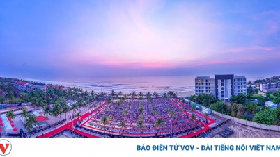 Conquering the IRONMAN 70.3 Triathlon in the hot sun of Da Nang