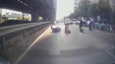 Hanoi: Searching for truck driver who intentionally knocked down a motorcyclist and fled