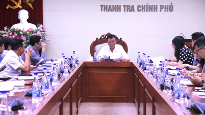 Họp Tiểu ban Nhân sự và Tiểu ban Văn kiện Đại hội Đại biểu Đảng bộ
