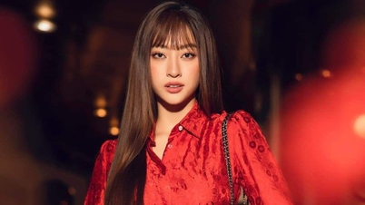 Tỏa sáng vẻ đẹp tối giản với lụa cổ dệt họa tiết