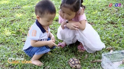 Cha mẹ tạo sân chơi gì cho trẻ trong dịp hè?