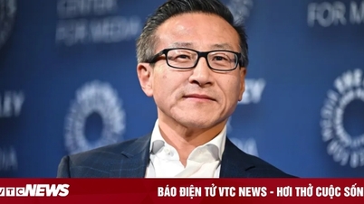Vị tỷ phú được giao nhiệm vụ chèo lái Alibaba vượt qua sóng gió là ai?