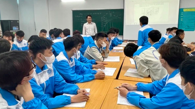 중등학교부터 대학까지 여전히 고등학생과 동일한 입학 제도에 참여해야 합니까?
