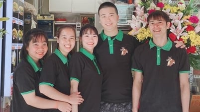 ប្តី​ប្រពន្ធ​ជនជាតិ​វៀតណាម​ចាប់​ផ្តើម​អាជីវកម្ម​លក់​អង្ករ​ដំណើប និង​ស៊ុប​ផ្អែម​ដោយ​ជិះ​កង់ ឥឡូវ​មាន​ភោជនីយដ្ឋាន​ចំនួន ៤ នៅ​ប្រទេស​ជប៉ុន