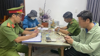ហាមឃាត់យ៉ាងតឹងរ៉ឹងរាល់សកម្មភាពនៃការបិទបាំង ឬជួយមុខវិជ្ជានៅក្នុងសកម្មភាព "ឥណទានខ្មៅ"។