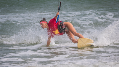 Kitesurf sur la plage de Mui Ne