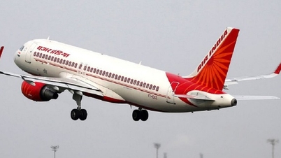 Passenger plane from India to US has problem and has to land in Russia