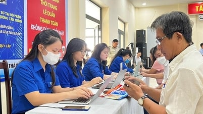 Hỗ trợ người dân dùng smartphone