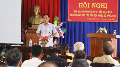 Tập huấn cho người có uy tín, tiêu biểu trong đồng bào DTTS năm 2024