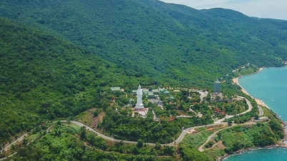 ភ្លៀងធ្លាក់ខ្លាំង ទីក្រុង Da Nang បិទផ្លូវទាំងអស់ទៅកាន់ឧបទ្វីប Son Tra