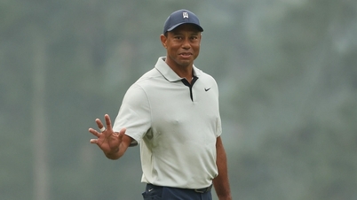 Tiger Woods tham dự giải golf Hero World Challenge
