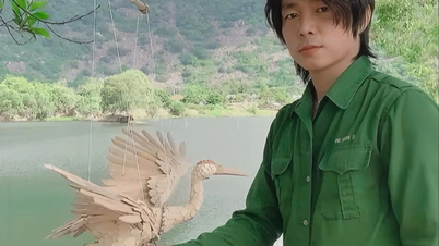 The young man breathed life into bamboo into exquisite products worth tens of millions of dong