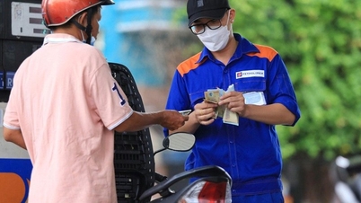 Giá xăng đồng loạt tăng từ chiều nay
