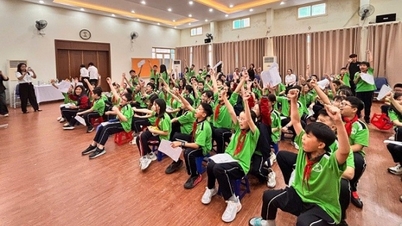 Stressing the urgent need to reduce greenhouse gas emissions
