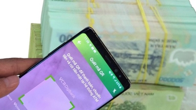 Chuyên gia tài chính Nguyễn Trí Hiếu bị 'hack' gần 500 triệu đồng, ngân hàng im lặng suốt 3 tháng?