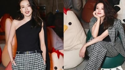 Shu Qi ស្លៀក​អាវ​បិទ​ស្មា​ទាក់ទាញ​ការ​ចាប់អារម្មណ៍​ជាមួយ​រូបរាង​សិចស៊ី
