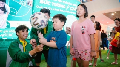 កុមារ 10,000 ចូលរួមក្នុងសកម្មភាពកីឡា "Wall of Will"