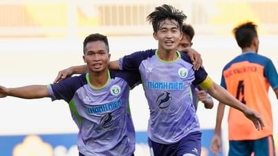 Lá cờ tiên phong thúc đẩy bóng đá học đường