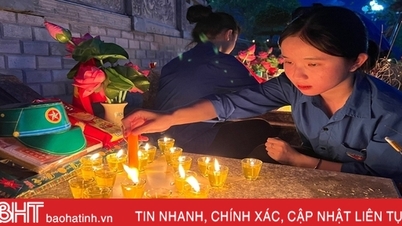 យុវជន Ha Tinh អុជធូប ឧទ្ទិសកុសលជូនចំពោះវីរភាពយុទ្ធជនពលី